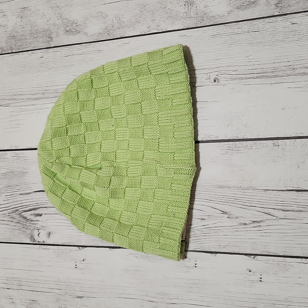 Bula lime green Winter hat - Picture 3 of 5